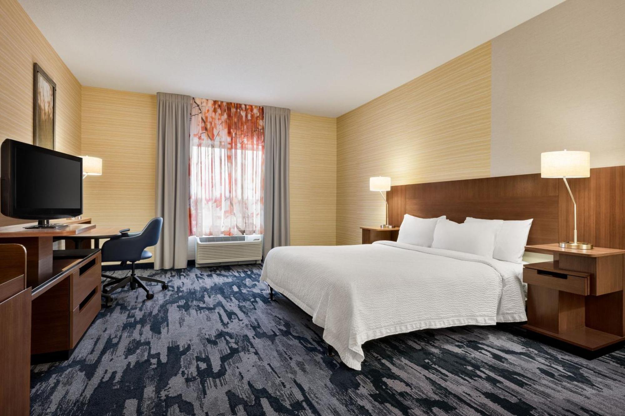 King Room,1552107703:JPEG