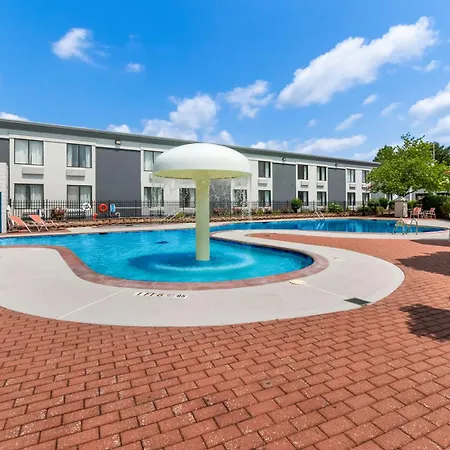 Spark By Hilton Hummelstown Hershey-2